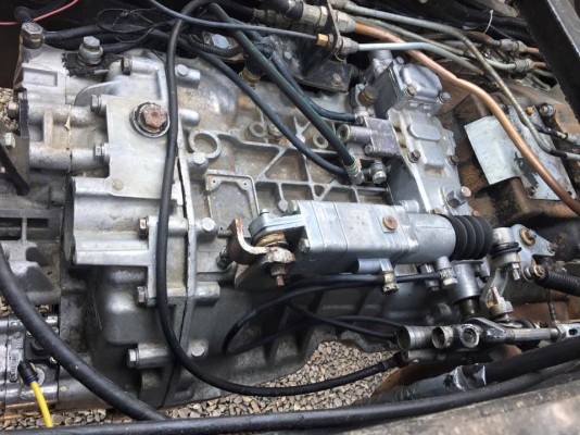 ขายรถสิบล้อ HIno 320 ปี47ดั้มสามมิตร ยางเต็ม10เส้น มีระบลากพ่วงรถสวยพร้อมใช้งาน