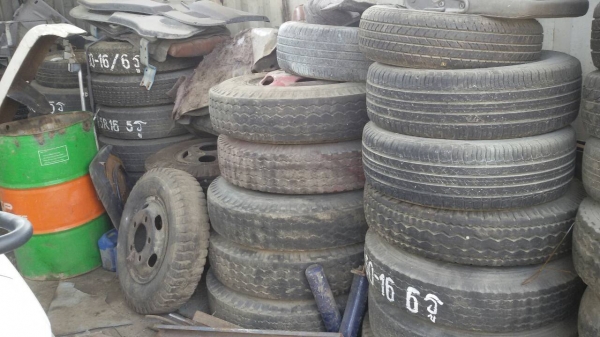 ยางรถบรรทุกเปอร์เซ็นต์ ขอบ 20 ขนาด 8.25 แรคขอบ 16 ขนาด750 ราคาเริ่มต้น 1000