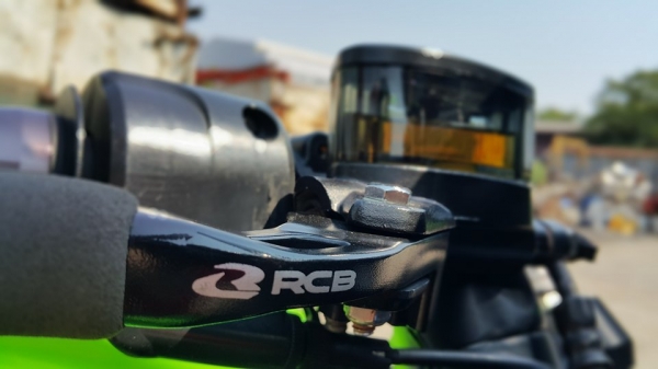 Ninja250 2013 วิ่งน้อย Special edition สภาพสวย ไม่ล้มไม่ชน Ninja250 2013 วิ่งน้อย Special edition สภาพสวย ไม่ล้มไม่ชน