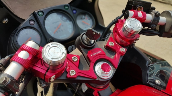 Ninja250 7000 กิโลแท้ ปี 2012 Special edition สภาพสวย ไม่ล้มไม่ชน