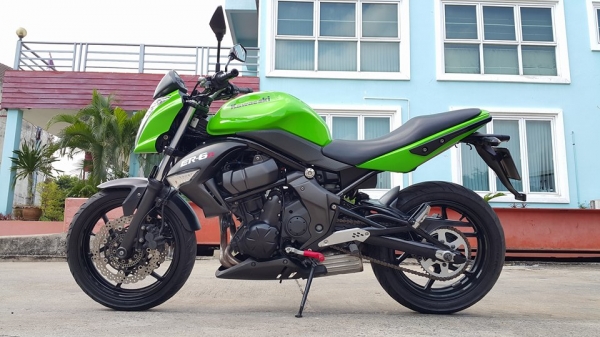 ER6N ABS 2010 รถบ้าน ใช้น้อย พร้อมขี่ สวยๆ ราคาไม่แพงครับ