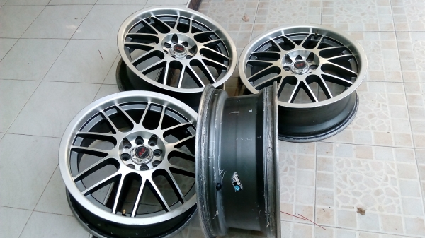 แม็ก17พร้อมยาง แม็ก17พร้อมยาง