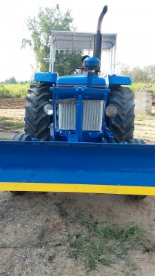 ขายรถไถฟอร์ด77 เครื่องสี่สูบ สวยๆ พร้อมไช้งาน  ขายใน 295000บาท ทะเบียนพร้อม รถอยู่วังบัว คลองขลุง กำแพงเพชร    สนใจสอบุถามได้ที่081 3655997 อำพร  พาเจริญ  ราคาต่อรองได้อีกนะครับ