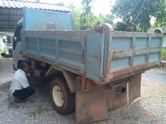 (ปิดการขายแล้วคับ ไป จ.ตรัง)6 ล้อดั้มอีซูสุ  88  แรงม้า (รถห้างแท้เดิม)ปี39 พร้อมใช้งาน เล่มติดมือ...