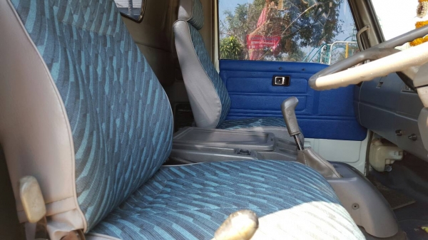 หกล้อดั้มKM 777 เครือง WO4D  117แรง แอร์เย็น เครื่องดีไม่มีไอ คัชซีสวย รถพร้อมไช้งานเอกสารพร้อมโอน