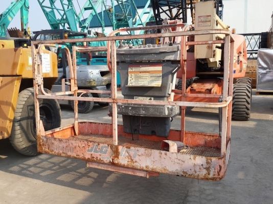 เก่านอก รถกระเช้า450J