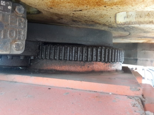 เก่านอก รถกระเช้า450J