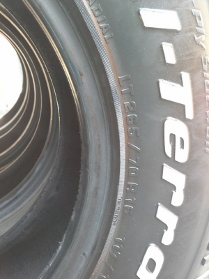 BF All USA. 265/70/16 ปลายปี10 สภาพสวยๆ 1ชุด