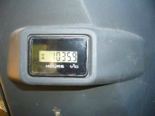 ขาย รถขุดKATO HD823 จำหน่าย รถ เครื่องจักร อุปกรณ์ทุกชนิด นำเข้า100\% ราคาถูก eurotec 0818176901