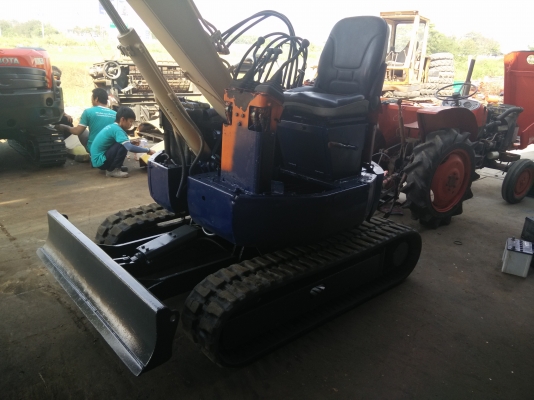 ขายแบคโฮเล็ก HITACHI EX30UR รถสภาพสวยพร้อมใช้งาน เก่านอกแท้ ราคาเบาๆเลยครับ