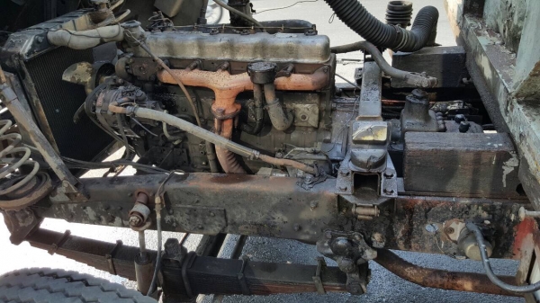 ขายรถบรรทุก6ล้อใหญ่เครื่องดีเซล ทะเบียนม.79 เอกสารครบพร้อมโอน