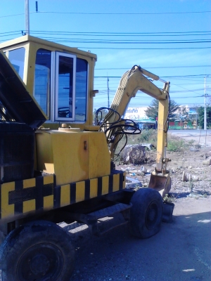 ขายแมคโคPc40 ล้อยาง ขายแมคโคPc40 ล้อยาง