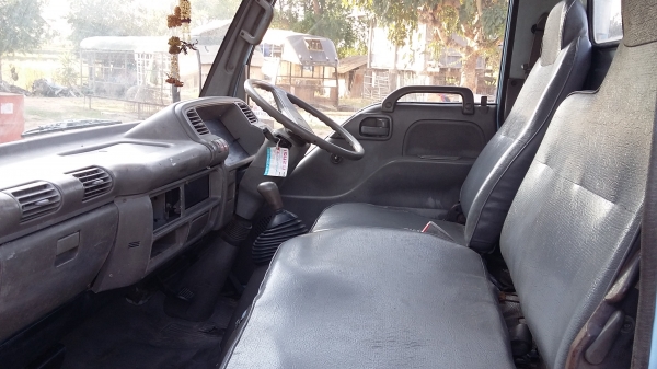 ขายอีซูซุ NKR 110 เเรงม้า รถสวยพร้อมใช้งาน