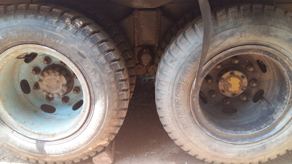 ขาย10ล้อ หัวยาวเพลาเดียว