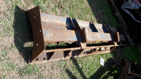 ขายตามสภาพ ผาล7 ผาลดันหน้า ของรถไถฟอร์ด อุปกรณ์มีตามภาพ