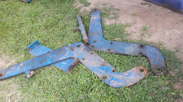 ขายตามสภาพ ผาล7 ผาลดันหน้า ของรถไถฟอร์ด อุปกรณ์มีตามภาพ