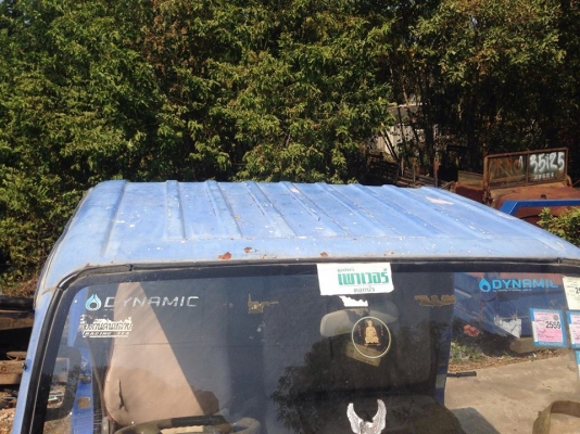 ขายหัวรถอีสุหัวเล็กมือสอง หัวยกได้ครับ สภาพสวยไม่มีผุอุปกรณ์ครบ ขาดบันไดข้างซ้ายข้างเดียว ขายถูก 32000 บาท