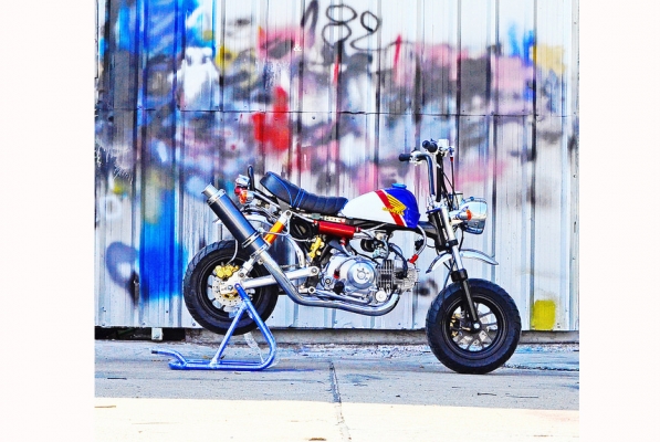 จัดโปรโมชั่น ลดราคาสุดแบบ มโหฬษร มังกี้ กอลิล่า เดิม ราคาสุดๆ เริ่มต้นเพียง 2XXXX  แต่งๆๆ ลดราคาทุกรุ่นและมีของแถมอีกมากมาย  ด่วนๆๆ ลดๆๆ   เริ่มต้นราคา ที