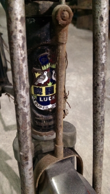 จักรยานโบราณเดิมๆแห้งๆเก่าเก็บครับ