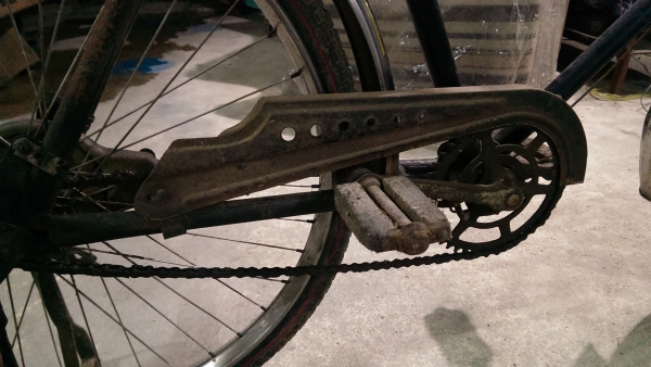 จักรยานโบราณเดิมๆแห้งๆเก่าเก็บครับ