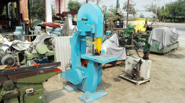 Sell>> เครื่องเลื่อยไม้ สายพานขนาด 14 ฟุต 12" โต้ะ 680*480 cm. ใบ 2" ไฟ 380V. สภาพพร้อมใช้!!