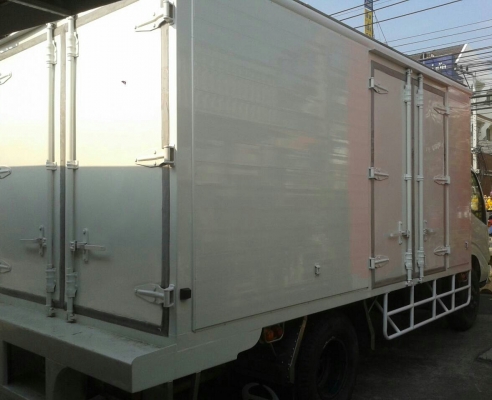 หกล้อ ฮีโน่ DUTRO136ปี49 บรรทุกตู้แห้ง ยาว4.30ม สภาพดีสวยๆพร้อมใช้ ทะเบียนพร้อมโอน ขายราคา 395,000บ ครับท่าน