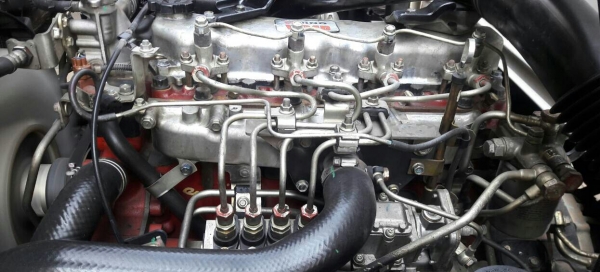 หกล้อ ฮีโน่ DUTRO136ปี49 บรรทุกตู้แห้ง ยาว4.30ม สภาพดีสวยๆพร้อมใช้ ทะเบียนพร้อมโอน ขายราคา 395,000บ ครับท่าน