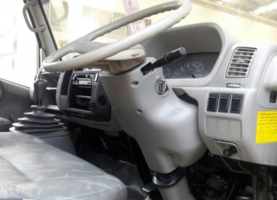 หกล้อ ฮีโน่ DUTRO136ปี49 บรรทุกตู้แห้ง ยาว4.30ม สภาพดีสวยๆพร้อมใช้ ทะเบียนพร้อมโอน ขายราคา 395,000บ ครับท่าน