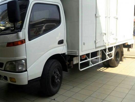 หกล้อ ฮีโน่ DUTRO136ปี49 บรรทุกตู้แห้ง ยาว4.30ม สภาพดีสวยๆพร้อมใช้ ทะเบียนพร้อมโอน ขายราคา 395,000บ ครับท่าน