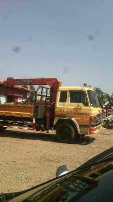 ขายรถบรรทุกเครน 6 ล้อ ยาว 7.5 เมตร สวยมาก พร้อมใช้งาน