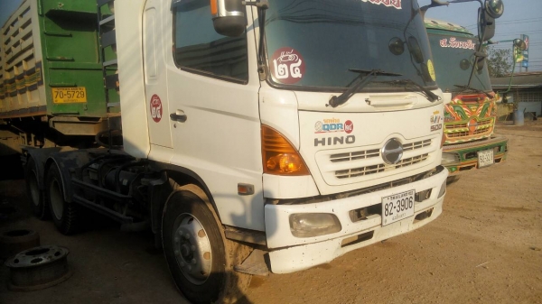 ขายรถ10ล้อหัวลากเครื่อง260แรงติดแก๊สโรงงานพร้อมหางเซมิดั้ม ขายรถ10ล้อหัวลากเครื่อง260แรงติดแก๊สโรงงานพร้อมหางเซมิดั้ม