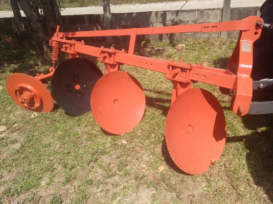 ขายผาน 3X22 นิ้ว โครง 4 ตราช้าง ใบใหม่