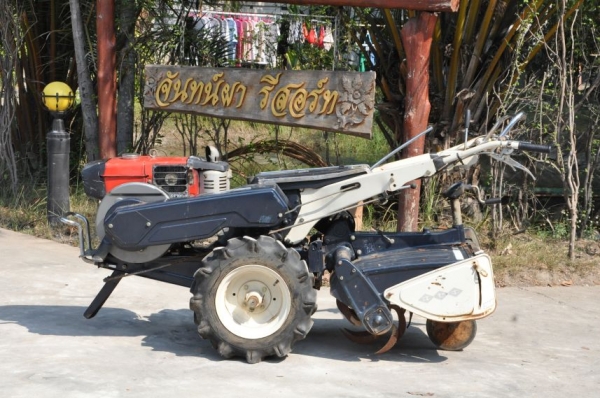 ขายรถพรวนดินiseki 7แรง ดีเซลสภาพสวยเดิมจากญี่ปุ่น มีเกียร์ 23,500เท่านั้น