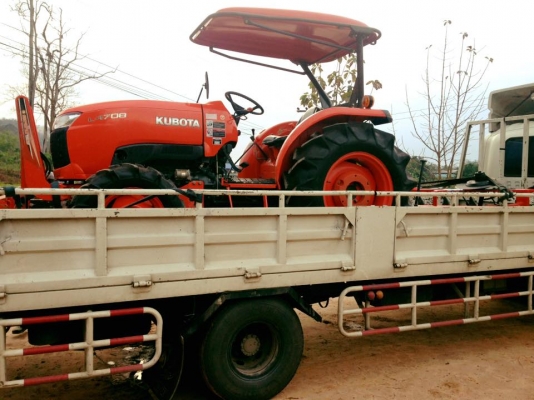 คูโบต้า L4708 4 WD พร้อมใบมีดตราช้าง 1231 ชั่วโมง เล่มทะเบียนพร้อม