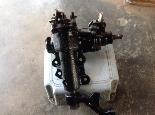 กระปุ๊กพวงมาลัยอีซุซุ