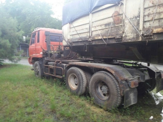 ขายรถบรรทุก 18 ล้อหัวลากหางเซมิดัมพ์ NISSAN CW431M 290 แรงม้าหางเซมิดัมพ์อู่ส.สุชัย 2 เพลา ราคา 850000