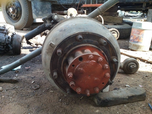 ขายเพลาหลัง isuzu 10 ล้อ พร้อมใช้งาน