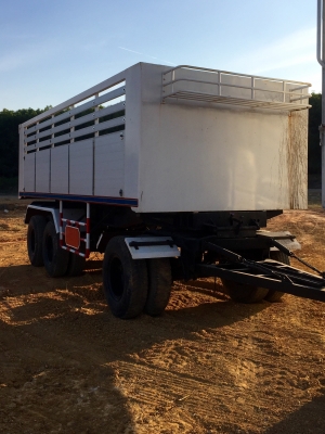 ขายลูกพ่วงดั้มสามเพลายัดสามมิตร