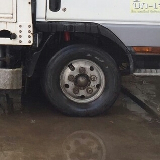 สีล้อ มิตซู-100แรง ปี51ยาว3.20ม สภาพดีเดิมๆสวยๆใช้ระบบ LPG ทะเบียน (ไม่ติดเวลา) เล่มพร้อมโอน ราคา 179,000บ