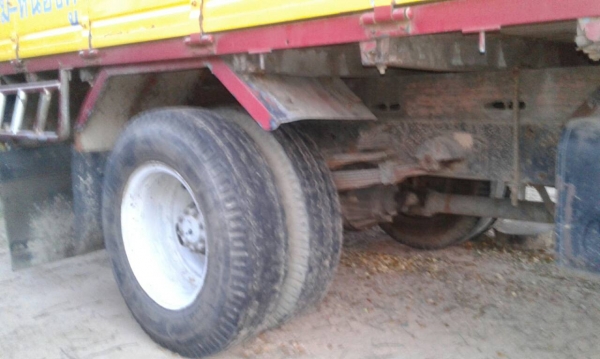 หกล้อ อีซูซุ TL110ฝาดำ ช่วงยาว4.30ม หลังคาโดยสาร สภาพดีพร้อมใช้ ทะเบียนพร้อมโอน หกล้อ อีซูซุ TL110ฝาดำ ช่วงยาว4.30ม หลังคาโดยสาร สภาพดีพร้อมใช้ ทะเบียนพร้อมโอน