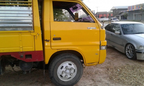 หกล้อ อีซูซุ TL110ฝาดำ ช่วงยาว4.30ม หลังคาโดยสาร สภาพดีพร้อมใช้ ทะเบียนพร้อมโอน หกล้อ อีซูซุ TL110ฝาดำ ช่วงยาว4.30ม หลังคาโดยสาร สภาพดีพร้อมใช้ ทะเบียนพร้อมโอน