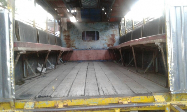 หกล้อ อีซูซุ TL110ฝาดำ ช่วงยาว4.30ม หลังคาโดยสาร สภาพดีพร้อมใช้ ทะเบียนพร้อมโอน หกล้อ อีซูซุ TL110ฝาดำ ช่วงยาว4.30ม หลังคาโดยสาร สภาพดีพร้อมใช้ ทะเบียนพร้อมโอน