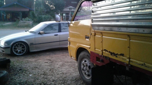 หกล้อ อีซูซุ TL110ฝาดำ ช่วงยาว4.30ม หลังคาโดยสาร สภาพดีพร้อมใช้ ทะเบียนพร้อมโอน หกล้อ อีซูซุ TL110ฝาดำ ช่วงยาว4.30ม หลังคาโดยสาร สภาพดีพร้อมใช้ ทะเบียนพร้อมโอน