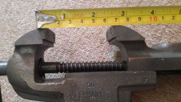 ปากกาจับงานตั้งโต๊ะ germany