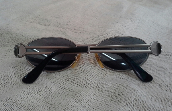 อัครมหาแว่นตาซุปเปอร์แบรนด์เนม 'เวอร์ซาเช่'  VERSACE made in Italy