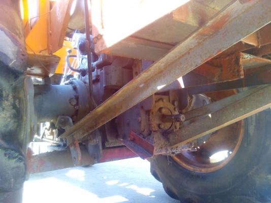 รถไถเฟียสพร้อมใช้งานมีเพลาPTO รถรุ่นใหญ่ครับ รถไถเฟียสพร้อมใช้งานมีเพลาPTO รถรุ่นใหญ่ครับ