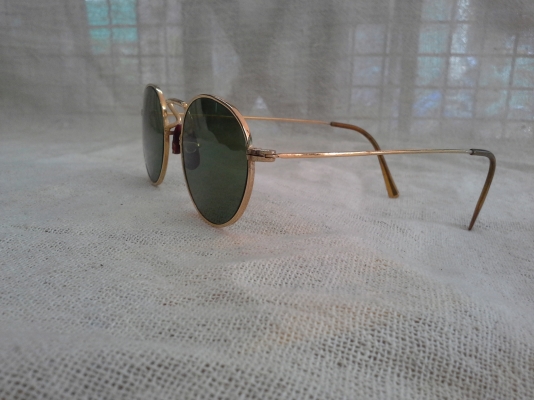 แว่นตาเยอรมันวินเทจทรงหยดน้ำ โมเดล Round Metal John Lennon