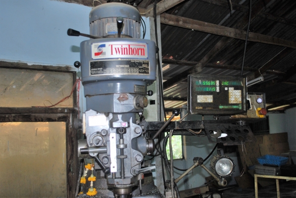 มิลลิ่ง M4 tawinhorn มิลลิ่ง M4 tawinhorn