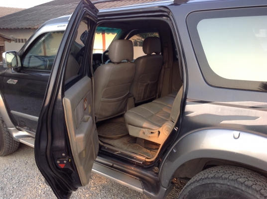 นิสสันไทยรุ่ง เอ๊กไซเตอร์ เครื่อง 3000 ZDI  4WD ขับเคลื่อน 4 ล้อ