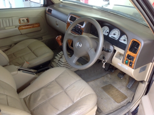 นิสสันไทยรุ่ง เอ๊กไซเตอร์ เครื่อง 3000 ZDI  4WD ขับเคลื่อน 4 ล้อ